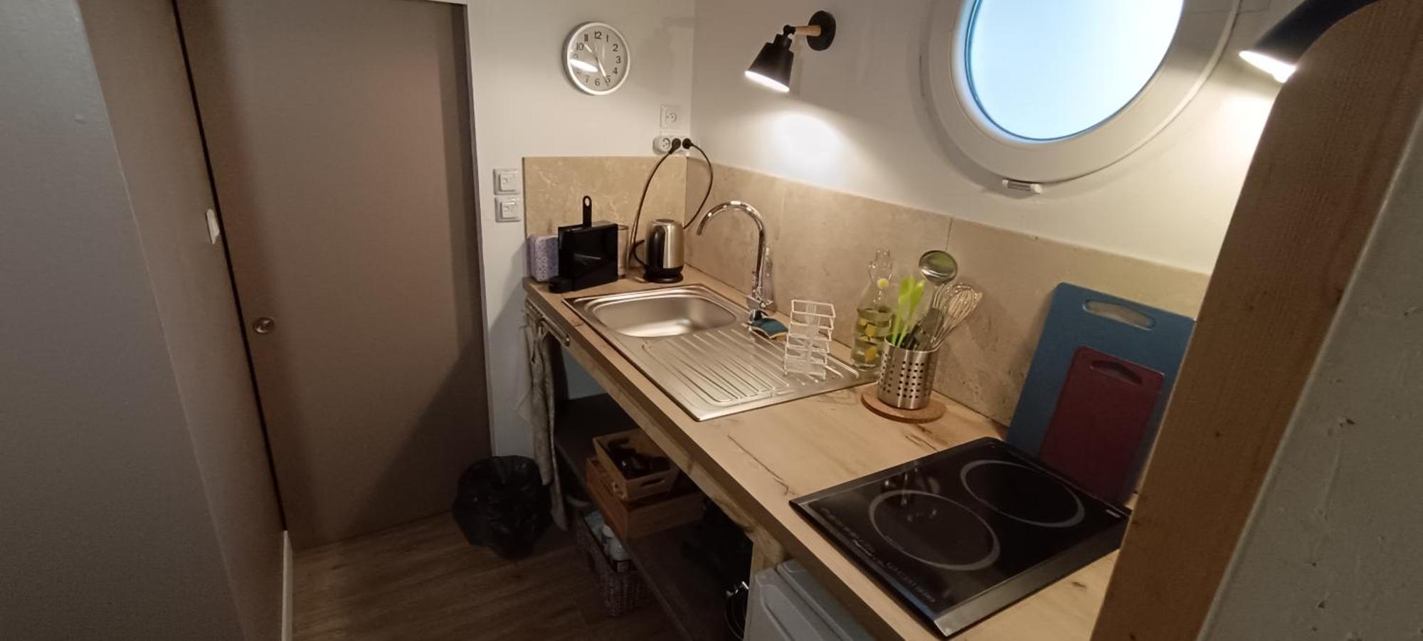 L'Establoun Apartment Saint-Martin-de-Bromes Luaran gambar